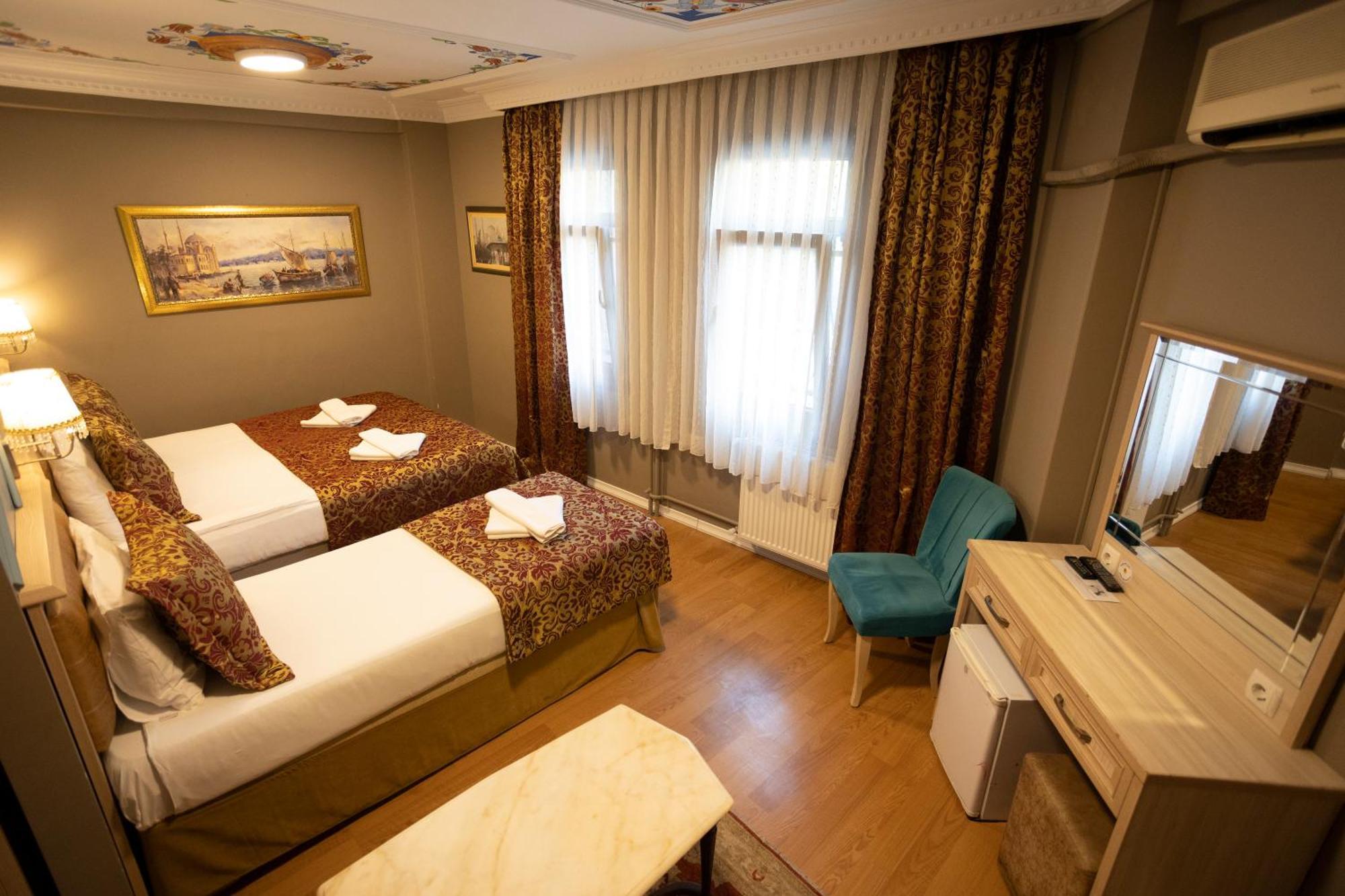 Tashkonak Studio Suites Istanbul Exterior photo