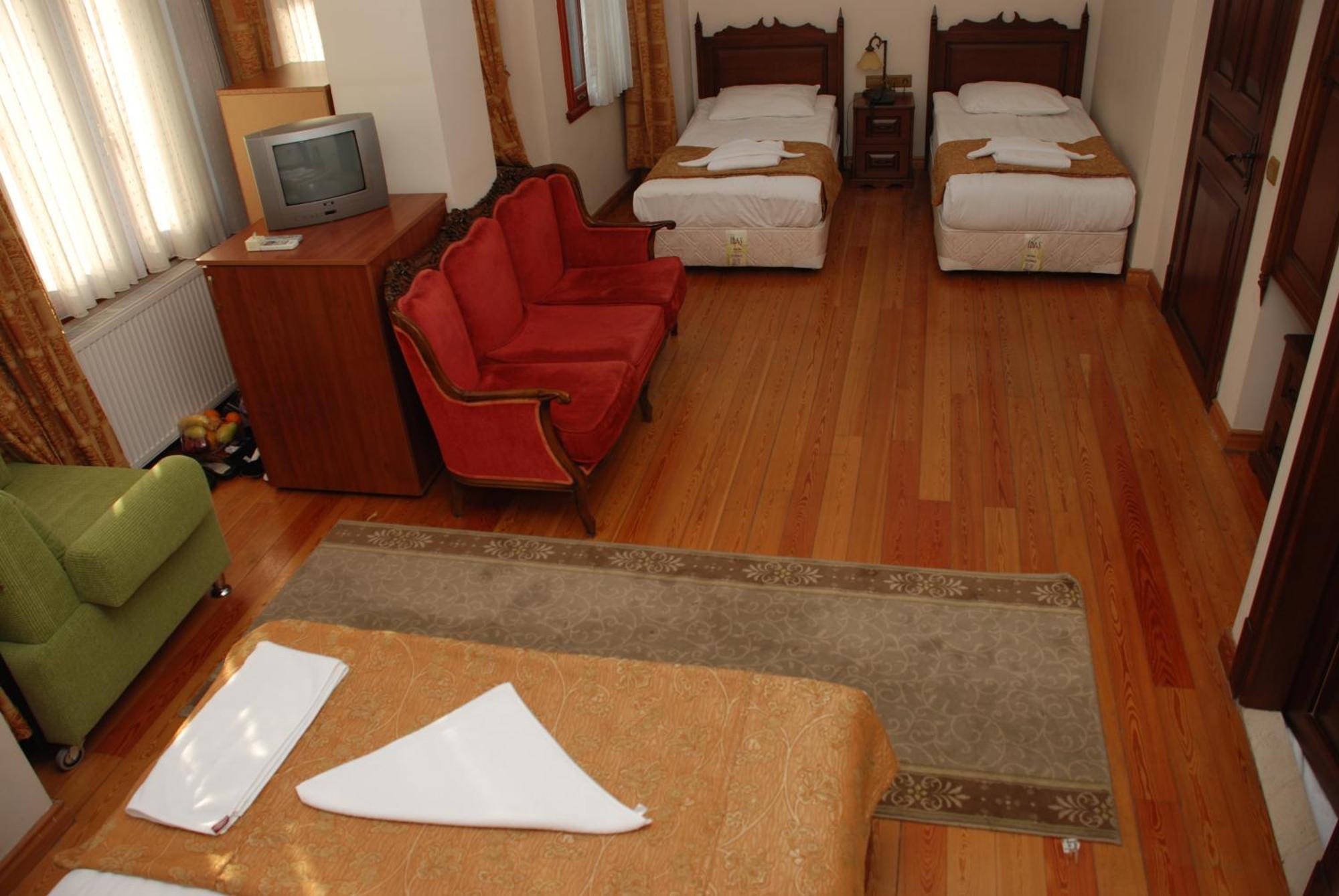 Tashkonak Studio Suites Istanbul Room photo